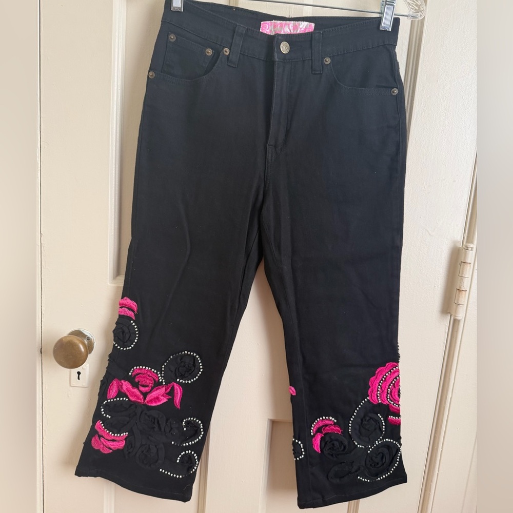 Sassy Thai capris